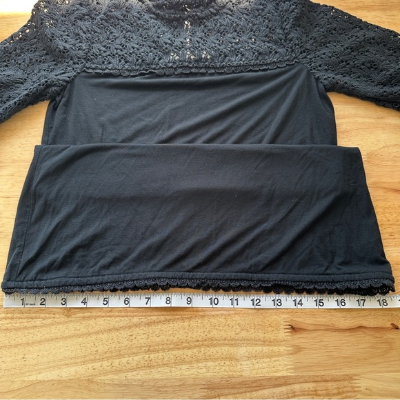 Boden Women's Black Lace Seraphina Casual Top, EUC, Size 2 - Picture 6 of 12